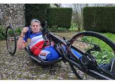 Lydie, championne de Handbike, découvre l'aviron